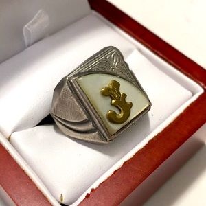 J INITIAL VINTAGE ON M.O.P SOLID STERLING SILVER 925 6.8grams SIZE 8.75